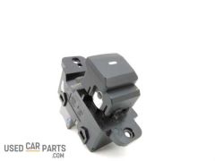 Hyundai̇ İ20 Cam Acma Kaldirma Dügme Sag Ön Arka Tekli̇ 2015-