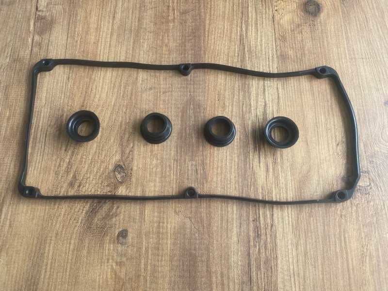 Subap Kapak Conta Buji̇ Keçeli̇ Lancer 1.6 03-08 4G18  Proton Waja 1.6 2000-
