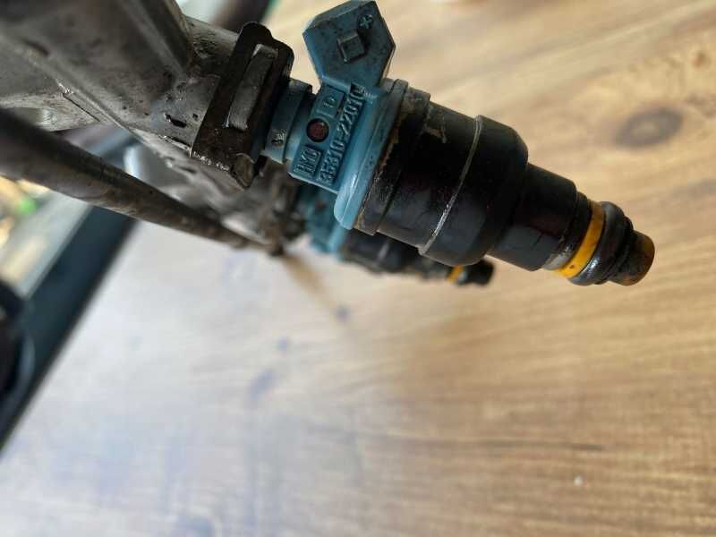 Hyundai Accent Benzi̇n Enjektör 95-00 Çikma Orji̇nal Yumurta Kasa