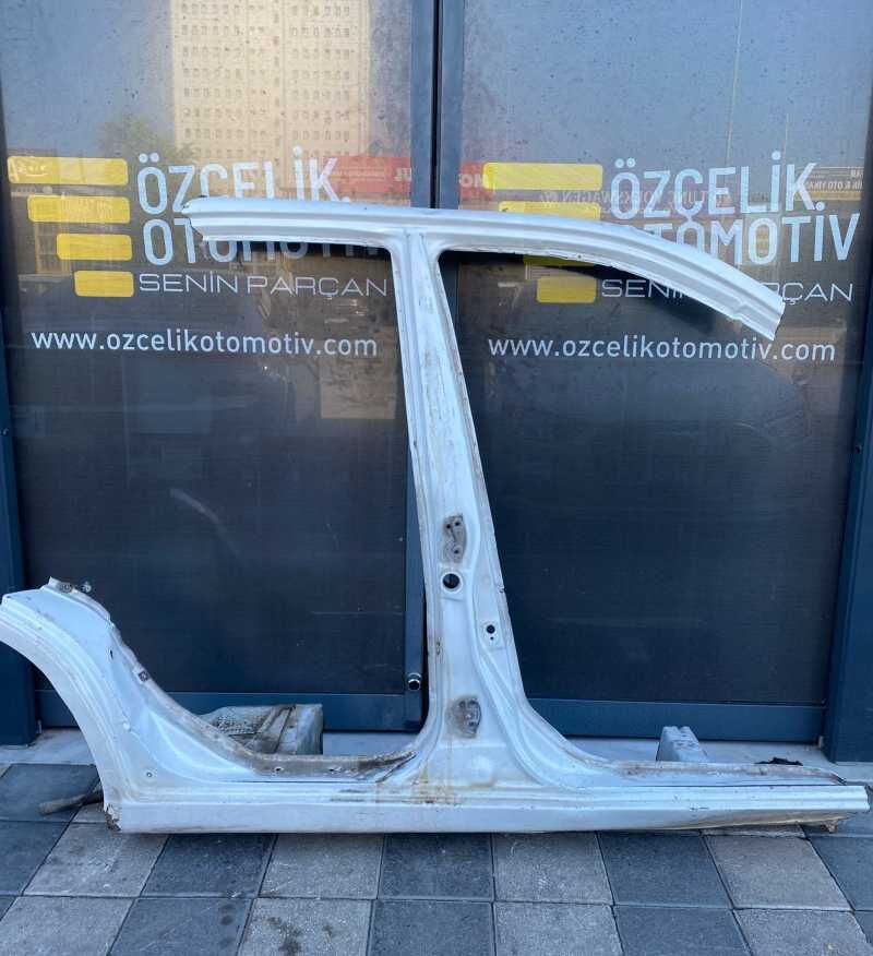 Hyundai̇ Accent Yumurta Kasa Orta Di̇rek