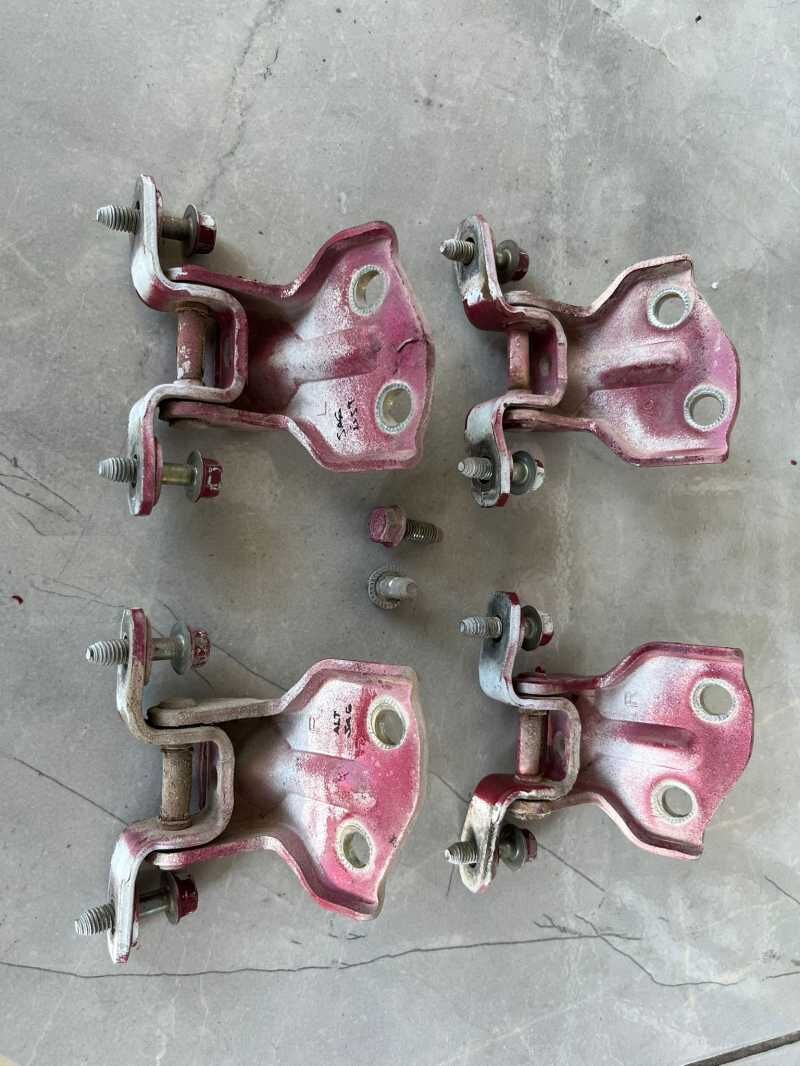 Kapi Mentesesi On Ust Sol Hyundai Accent 98