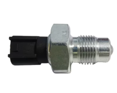 Corolla Yari̇s Auri̇s Avensi̇s Geri̇ Vi̇tes Müşür 02-05