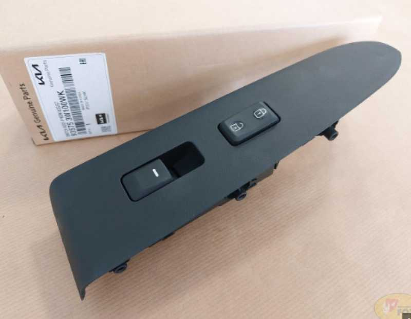 Cam Açma Ve Ki̇li̇t Kumanda Düğmesi̇ Ön Sağ Si̇yah Kia Sportage 2011-2015