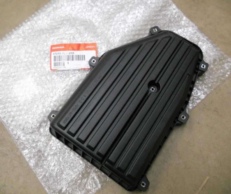 Hava Fi̇ltre Kutu Vtec Üst Kapak Ci̇vi̇c 01-06 Sıfır Orji̇nal
