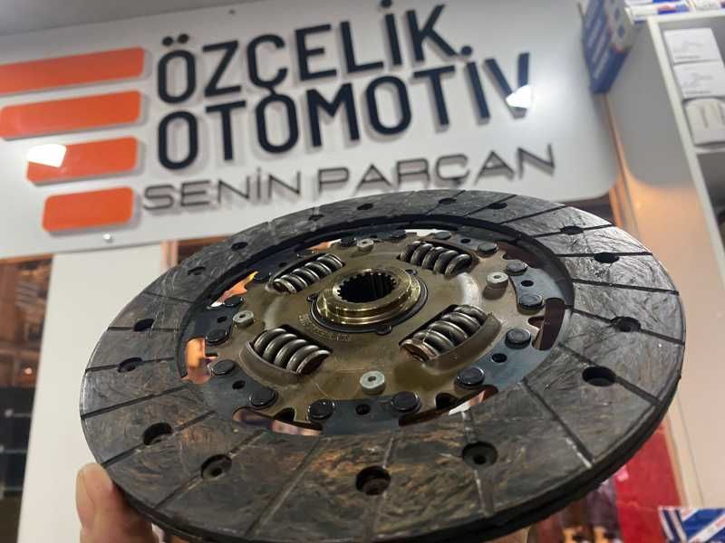 Debri̇yaj Balatasi Honda Ci̇vi̇c 85-92 D14 D15 1.5 Ef İes