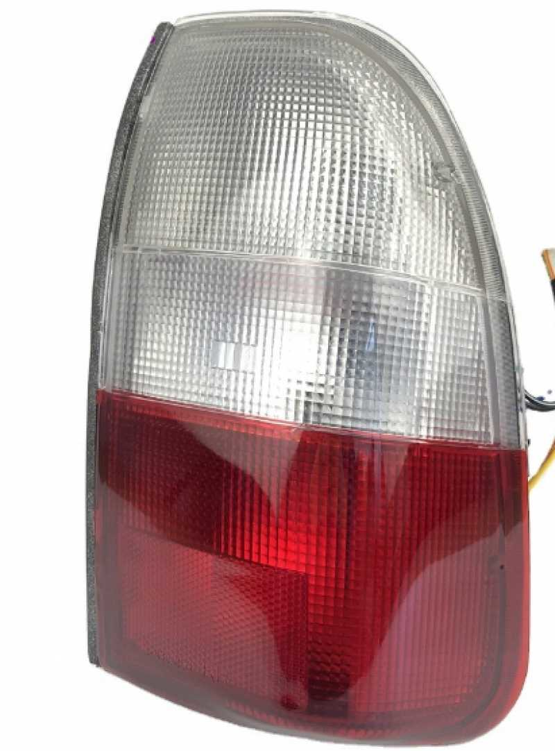 Stop Lambası  L200 99-04 Rh Sag Kirmizi-Beyaz Magnum