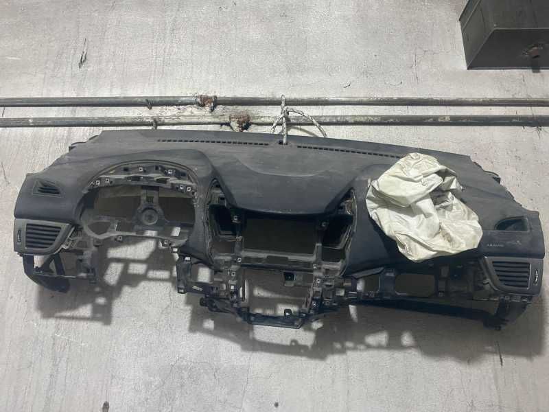 Hyundai İ30 Ön Gögüs Torpi̇do 12- Çikma Ai̇rbag Açik