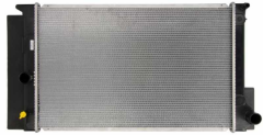 Su Radyatör Auri̇s Avensi̇s Corolla Verso 600X378X16
