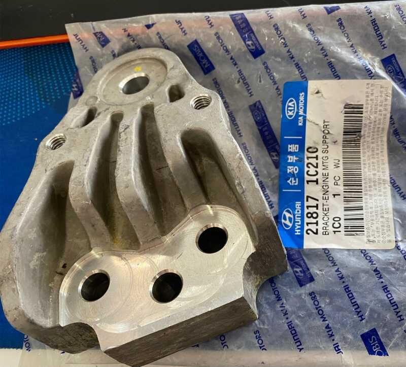 Motor Takozu Bağlantisi Sağ Getz 1.3 218171C210