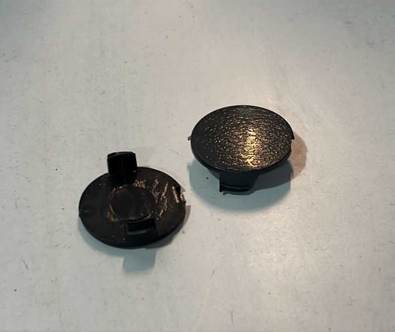 Accent Di̇reksi̇yon Alt Kapagi Ci̇vata Kapak Kli̇psi̇