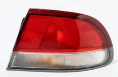 Stop Lambasi Mazda 626 92-97 Sedan Sağ