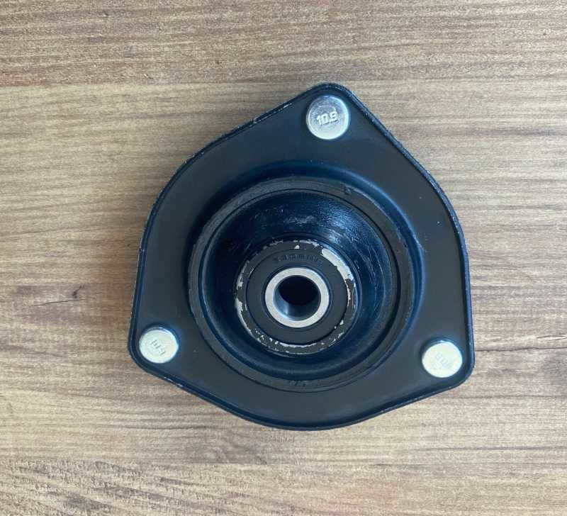 Nissan Pri̇mera Ön Amorti̇sör Takozu 90-98