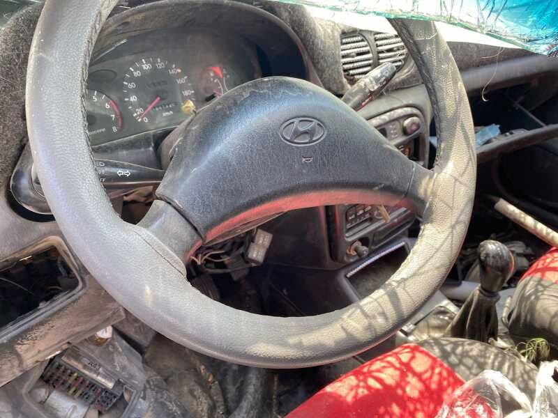 Hyundai̇ Accent Yumurta Kasa Far Si̇nyal Kolu Tek 1995-2000