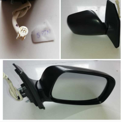 Corolla Sağ Di̇ki̇z Aynasi Elektri̇kli̇ 03-06
