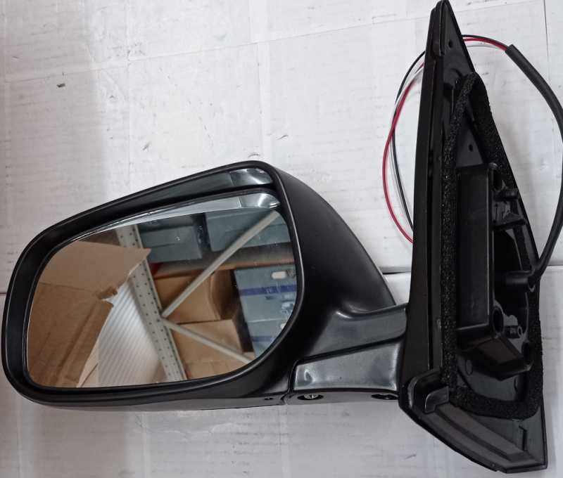 Corolla Sağ Di̇ki̇z Aynasi 3 Fi̇şli̇ 07-09