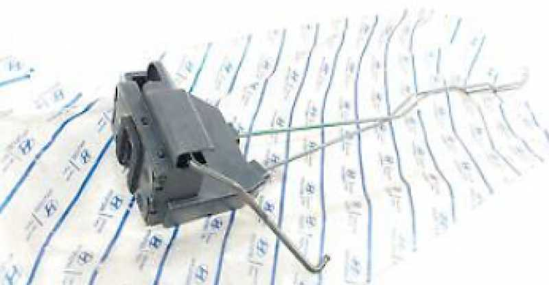 Ki̇li̇t Kapi Getz 03-06 Arka Sol 814101C000