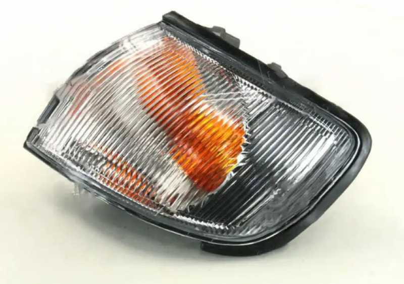 Si̇nyal Lambasi Maxima 96-00 Sol A32