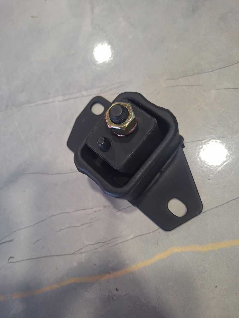 Takoz Motor Teri̇os Dai̇hatsu 97-06 Ön Sol