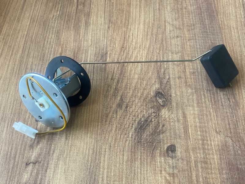 Daihatsu Hi̇jet Yakit Depo Şamandirasi 85-97