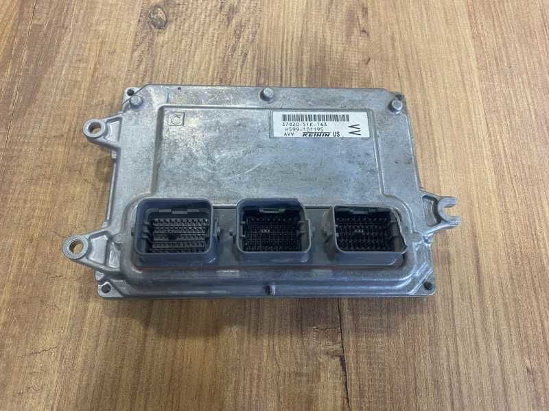 Honda Ci̇vi̇c Fc5 Orji̇nal Çikma Motor Beyni̇