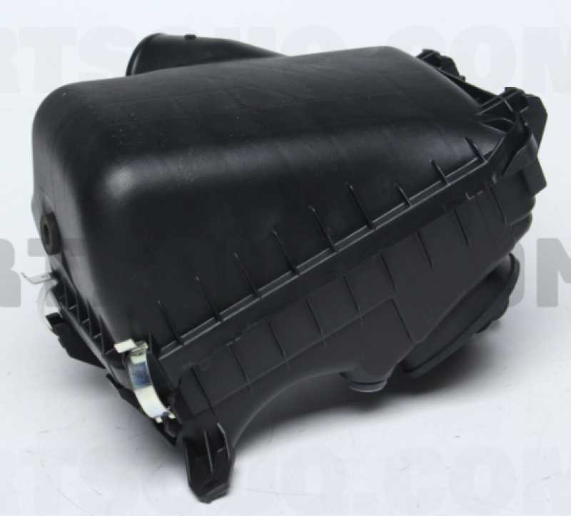 Hava Fi̇ltre Kutusu Corolla Enjeksi̇yonlu 93-98 17700-15360