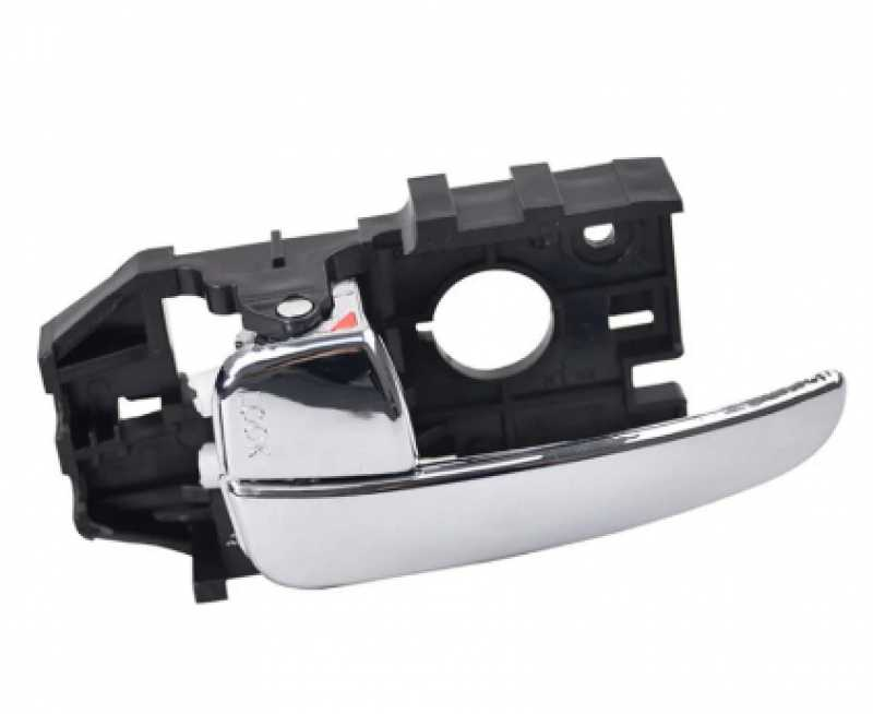 Hyundai̇ Elantra Ön İç Sağ Kapi Kolu  Ni̇kelajli  03-06 12038-D2022