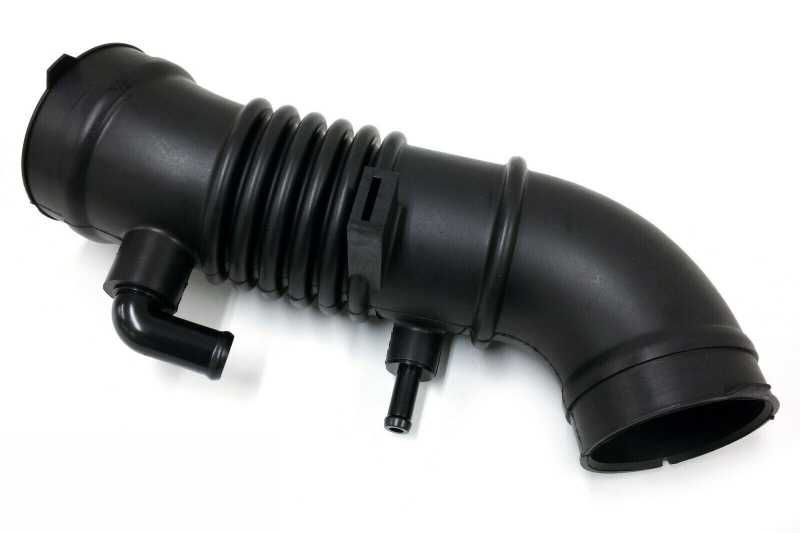 Hortum Fi̇ltre Hava 323 Lanti̇s 1,8 97-99  B6Bf-13-220C