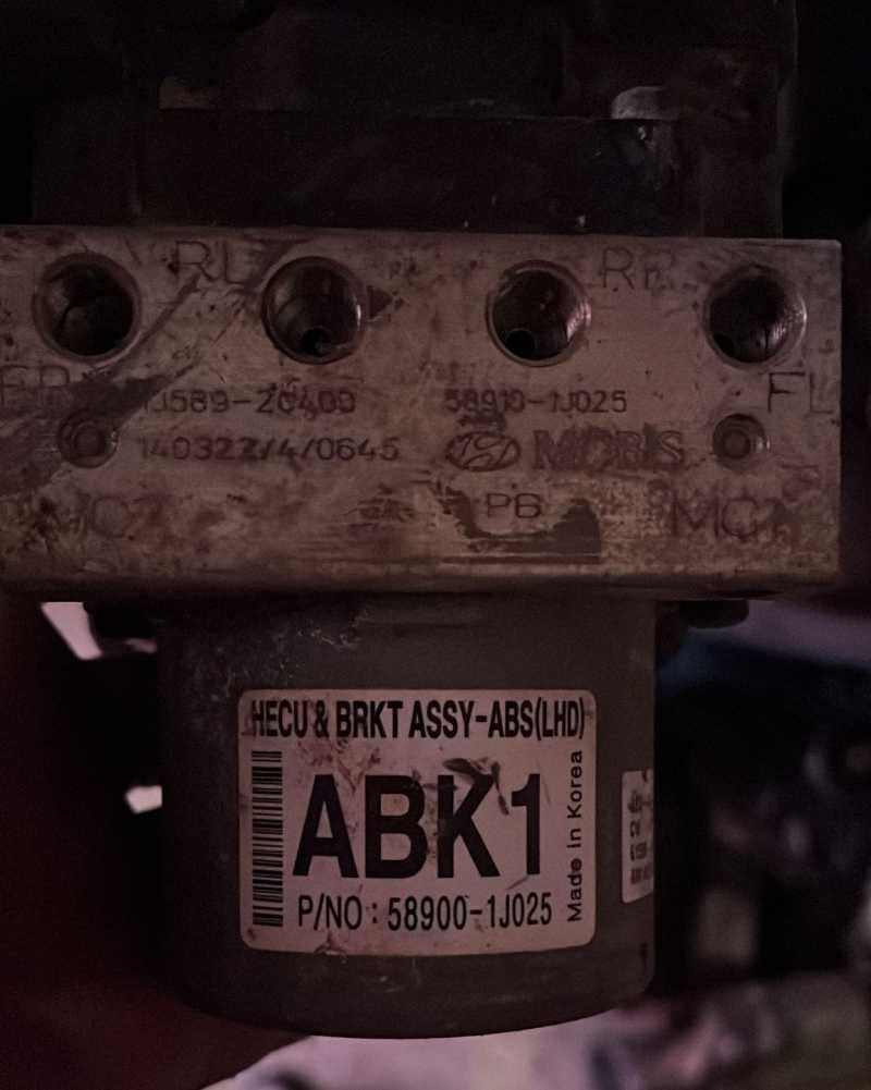 İ20 Abs Beyni Çıkma 58900-1J025