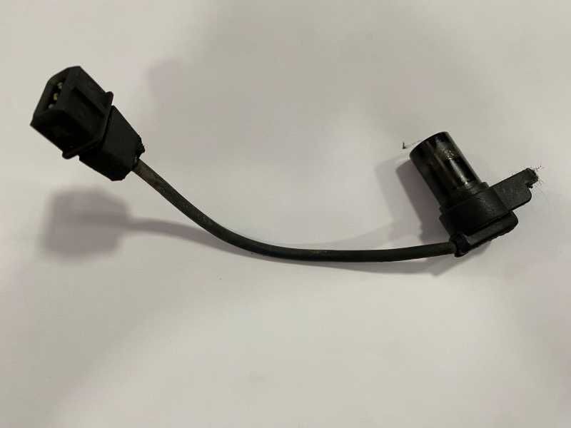 Accent 98-00 Elantra 96-00 Eksantri̇k Sensörü