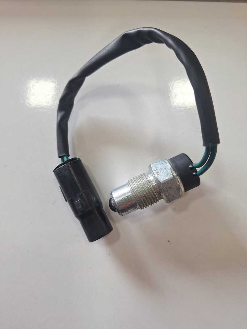 89-1997 TOYOTA HİLUX PICK UP LN85 GERİ VİTES MÜŞÜRÜ  84210-01010